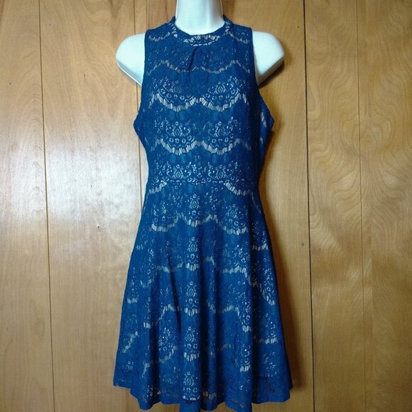 love, Fire Dresses & Skirts - LOVE, FIRE WOMEN'S MEDIUM BLUE SLEEVELESS DRESS LACE OVERLAY FIT AND FLA…